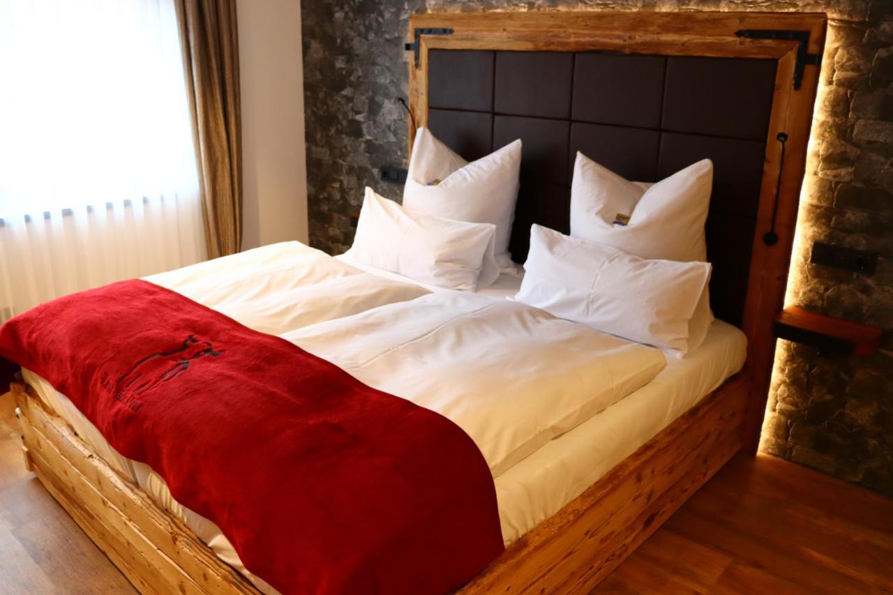 Hotel Landsteakhaus Marxheim Esterno foto
